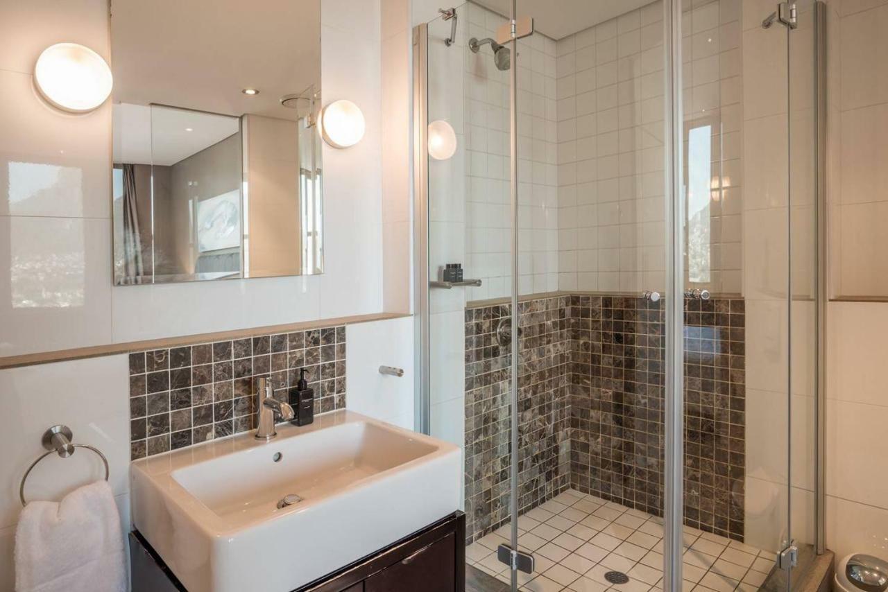 Apartment 2103 Cartwrights Corner Cape Town
